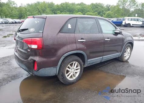 2014 Kia Sorento Lx z USA, uszkodzony, nr VIN 5XYKT3A6XEG543006